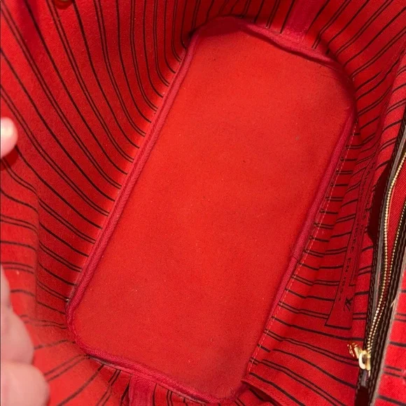 Louis Vuitton Damier Ebene Neverfull MM Tote - Picture 9 of 16